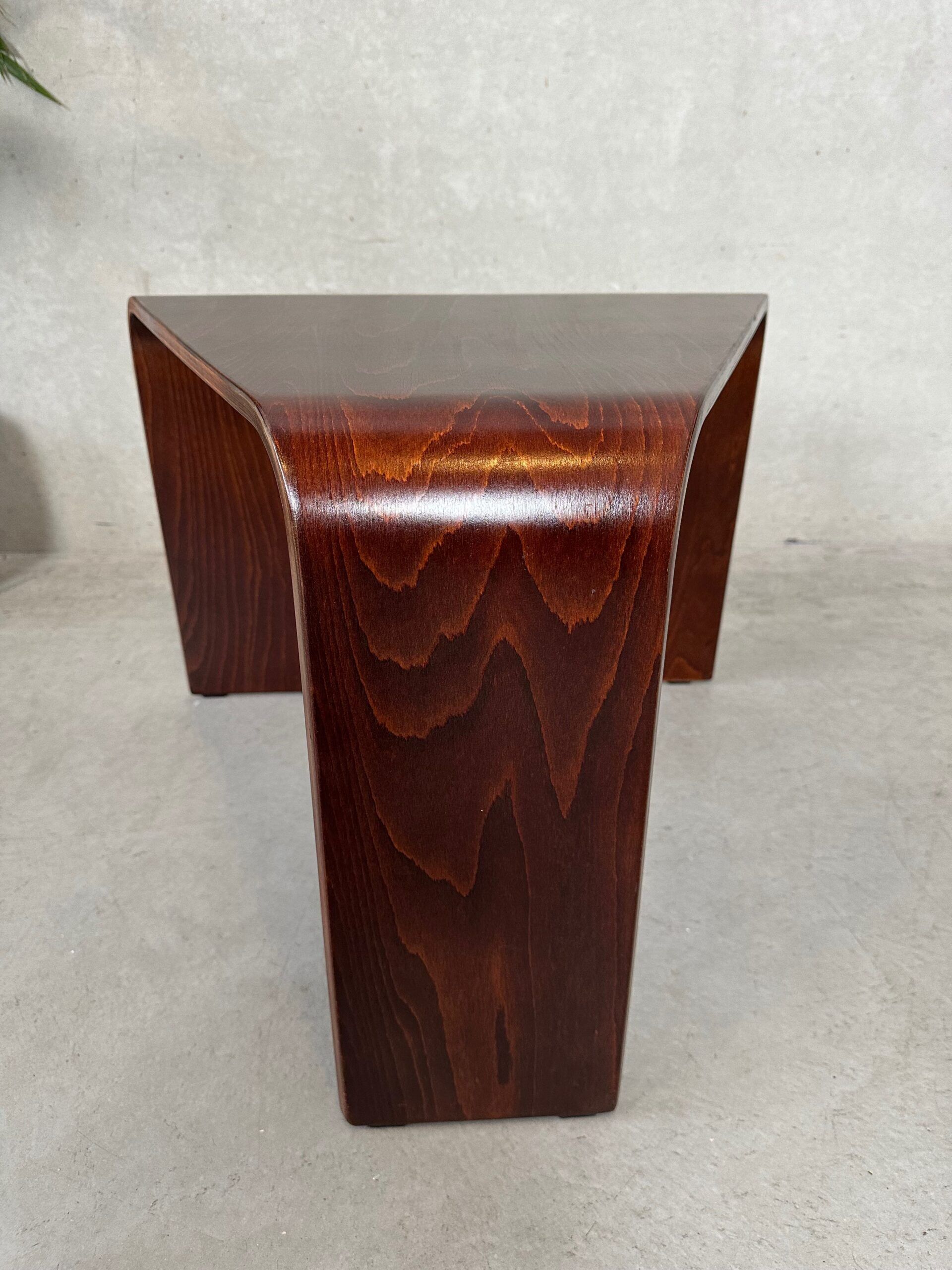 Vintage 'bentwood' side table Ekornes 1990s