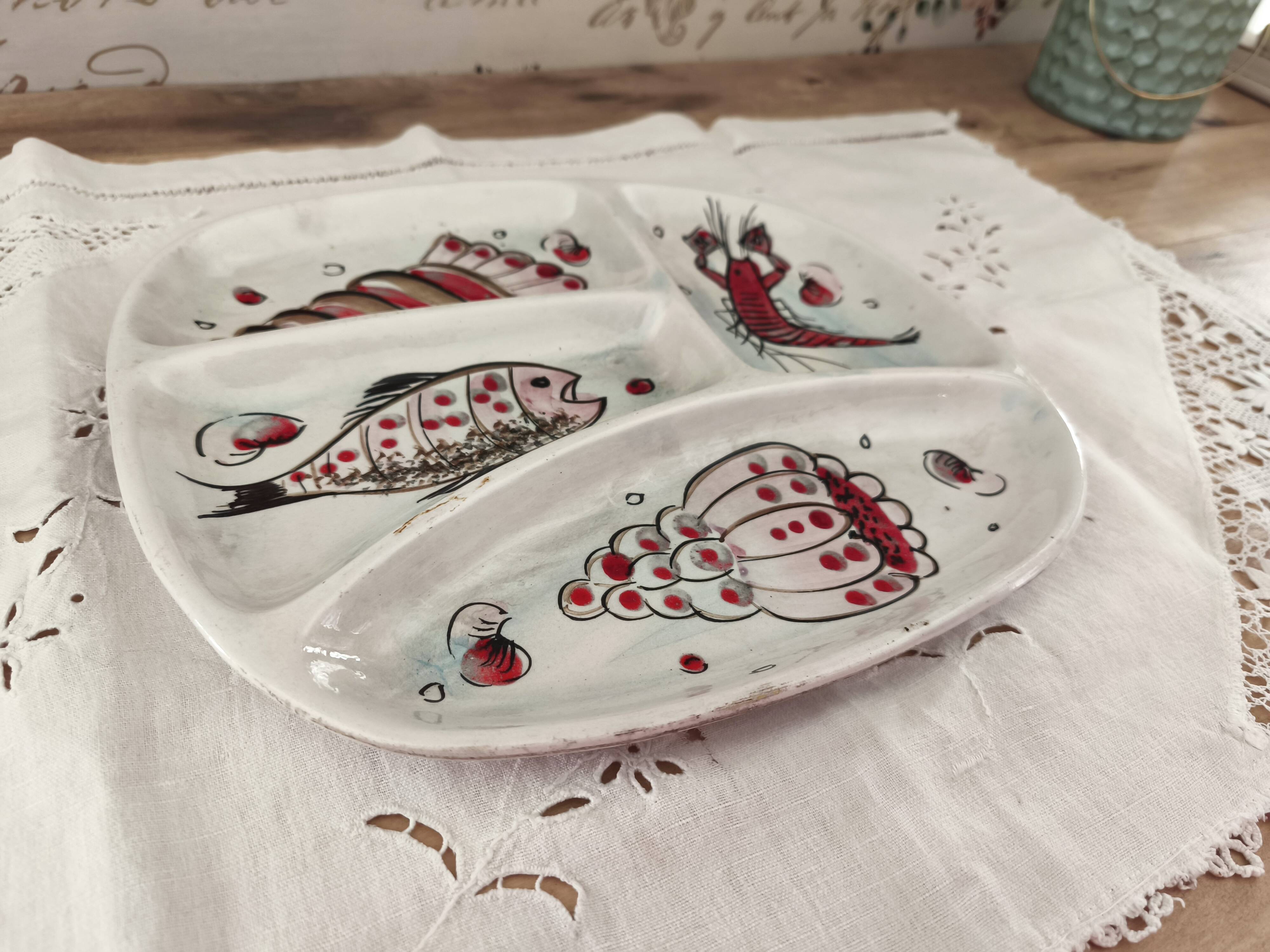 Vintage 4-compartment dish with seafood decor