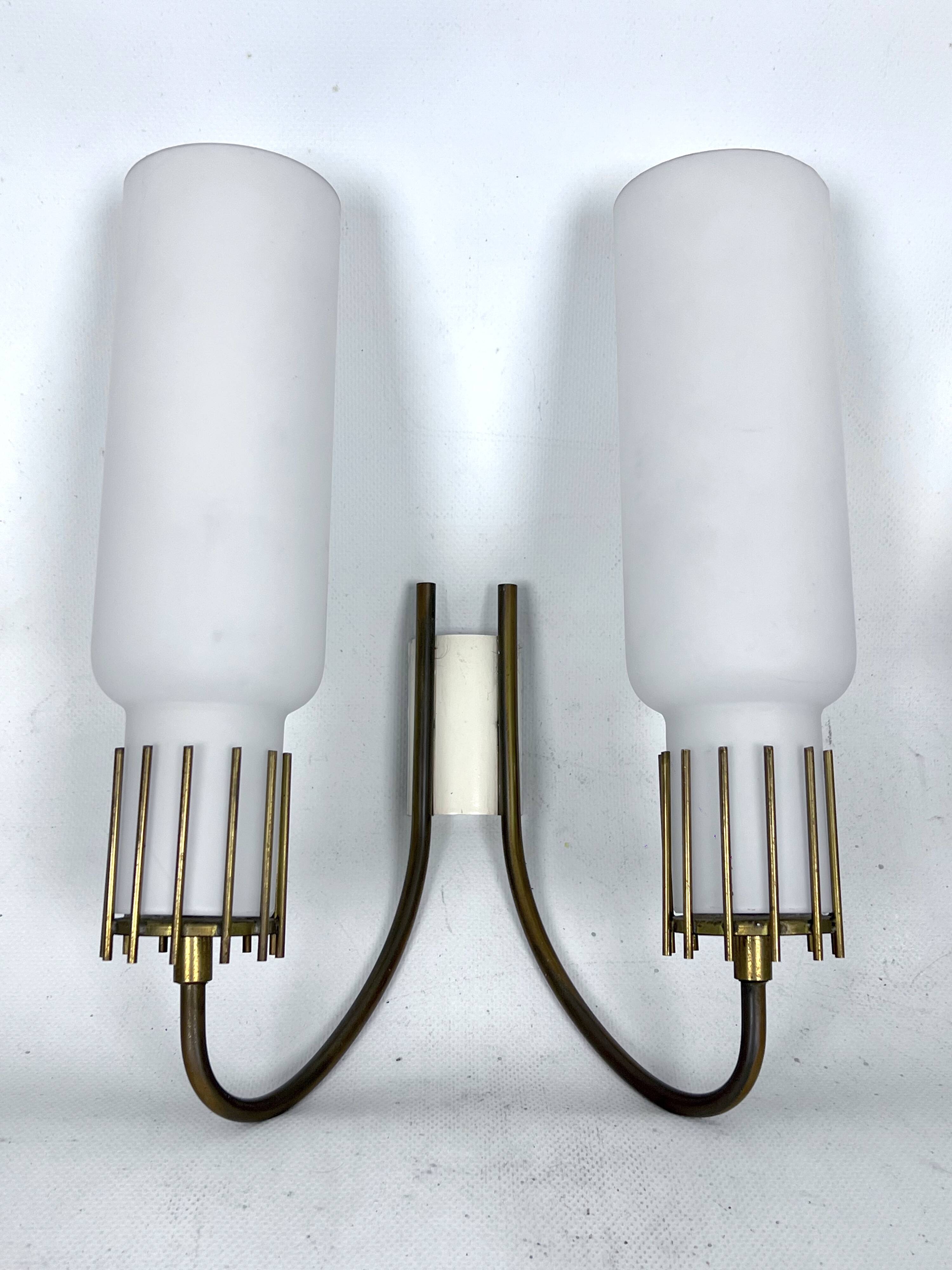 Mid-Century Modern set of three sconces in Arredoluce style. Italy 1950s