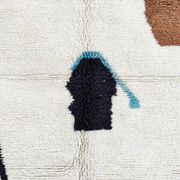 Handmade Berber rug in pure wool, size 150 x 250 cm