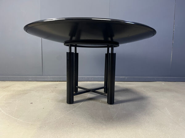Table à manger post-moderne par Roche Bobois, années 1980.
