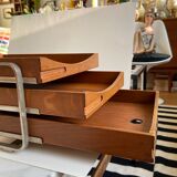 Scandinavian wooden range-mail