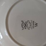 10 Saint Amand Yolande soup plates