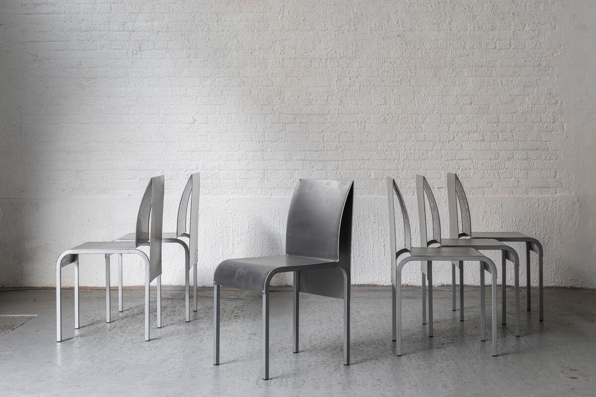 Set of 6 dining chairs in bent aluminum, 1980’s