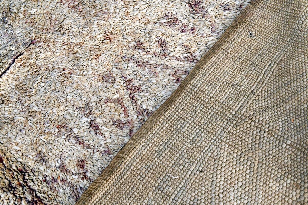 Vintage Moroccan Berber rug 303 x 210 cm