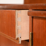 Bookcase with pull-out shelf