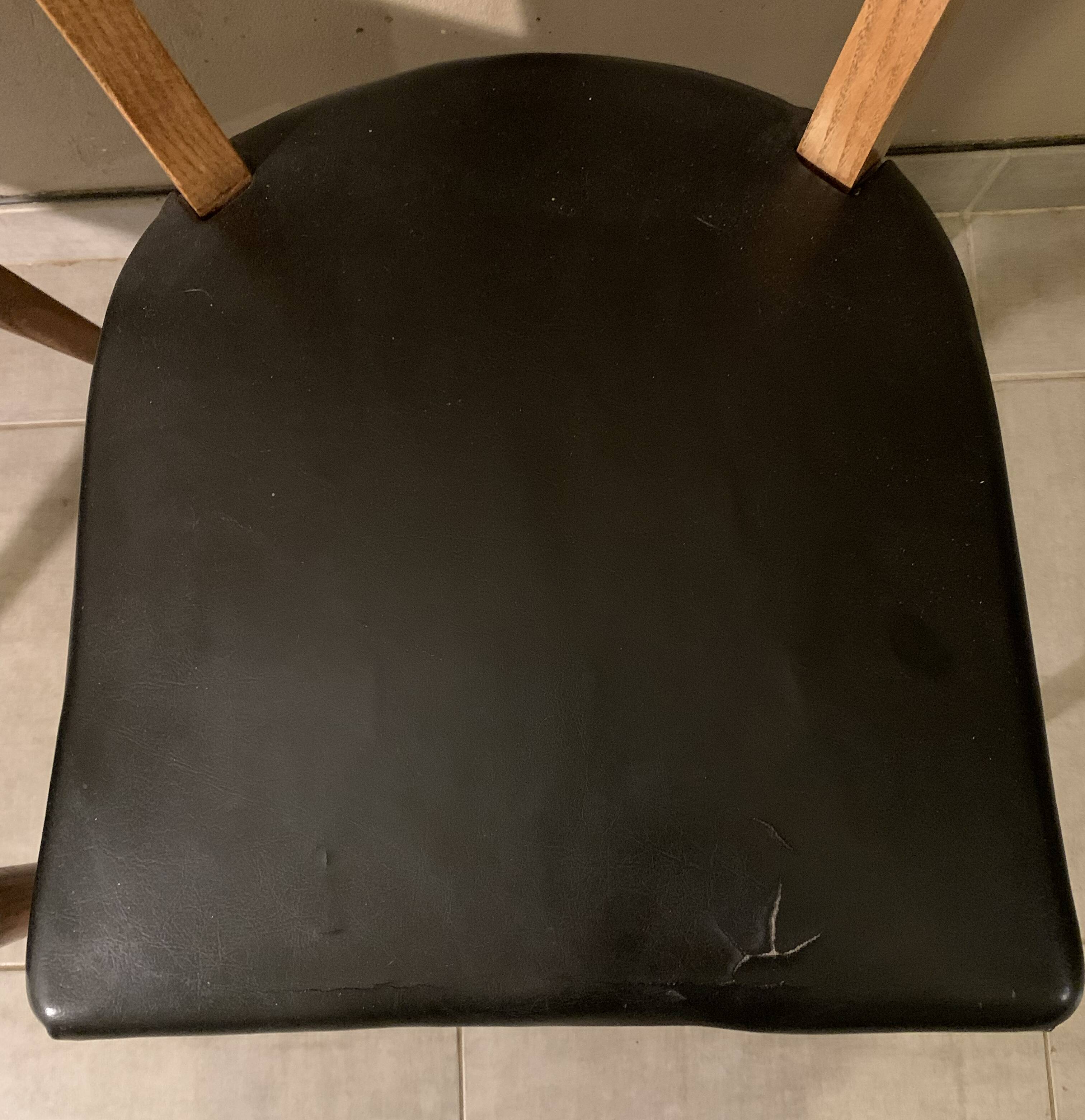 Pair of Italian chairs from the 1950s