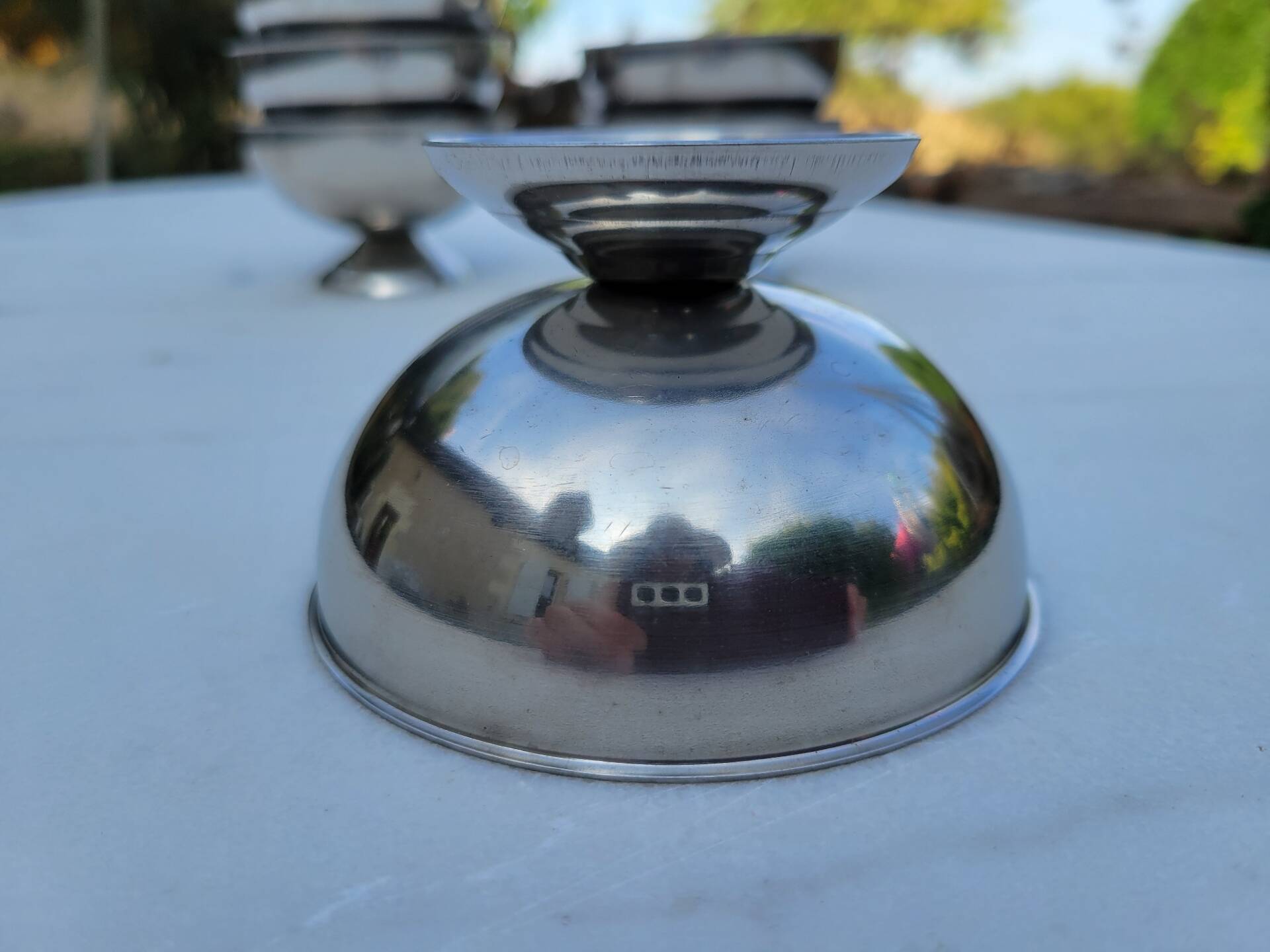 6 stainless steel ice cream bowls