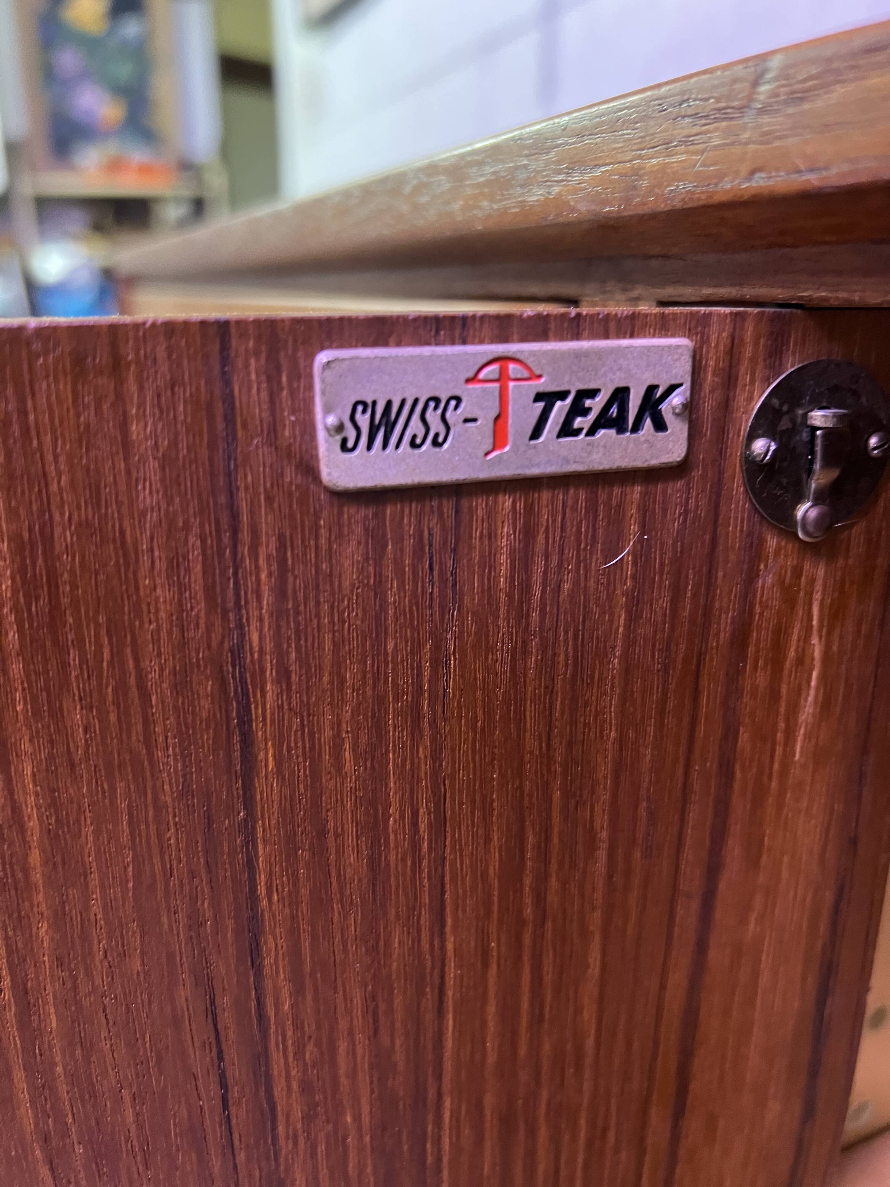Enfilade vintage Swiss Teak
