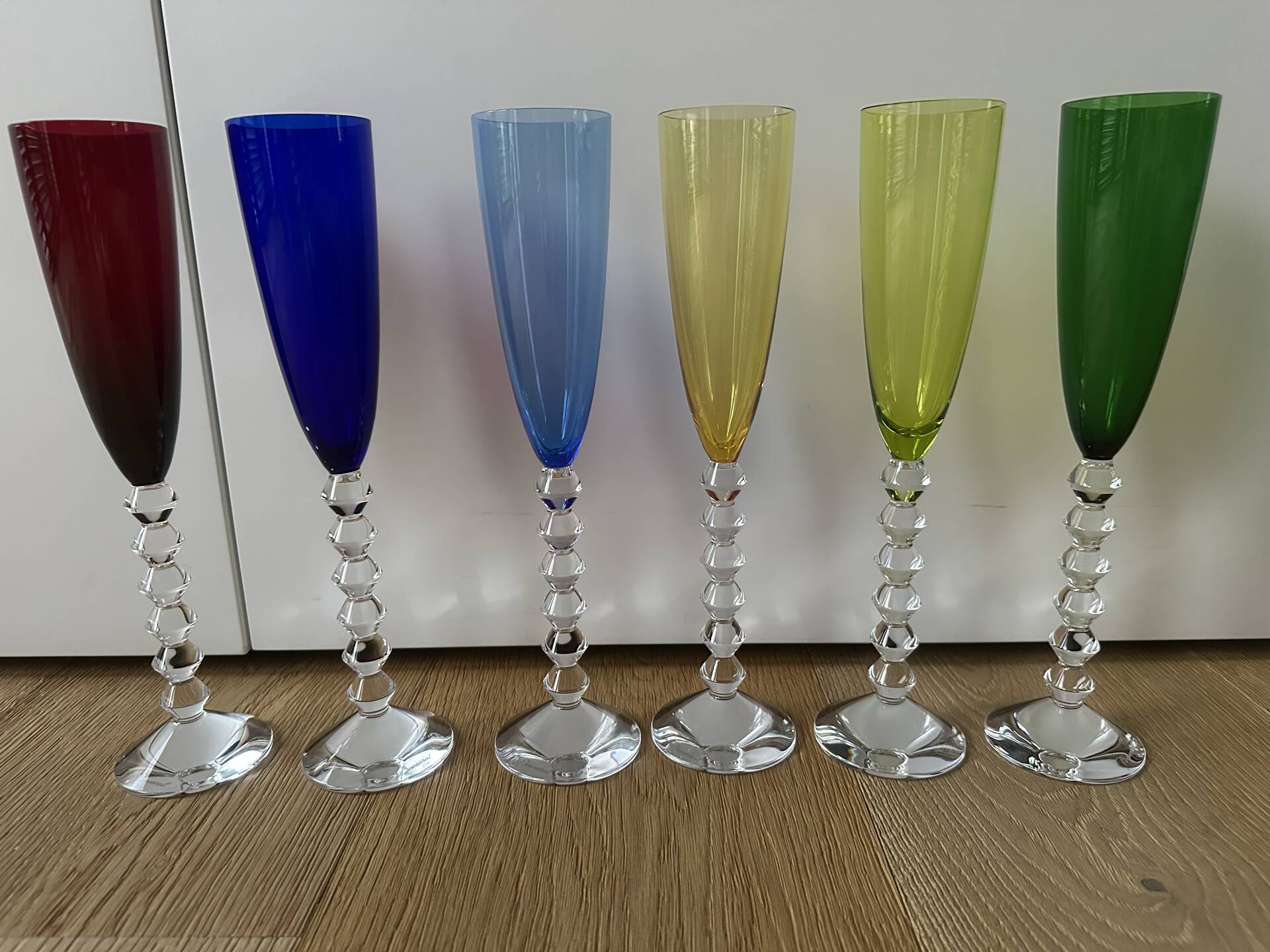 Set of 6 champagne flutes "Véga Flutissimo" in tinted crystal —