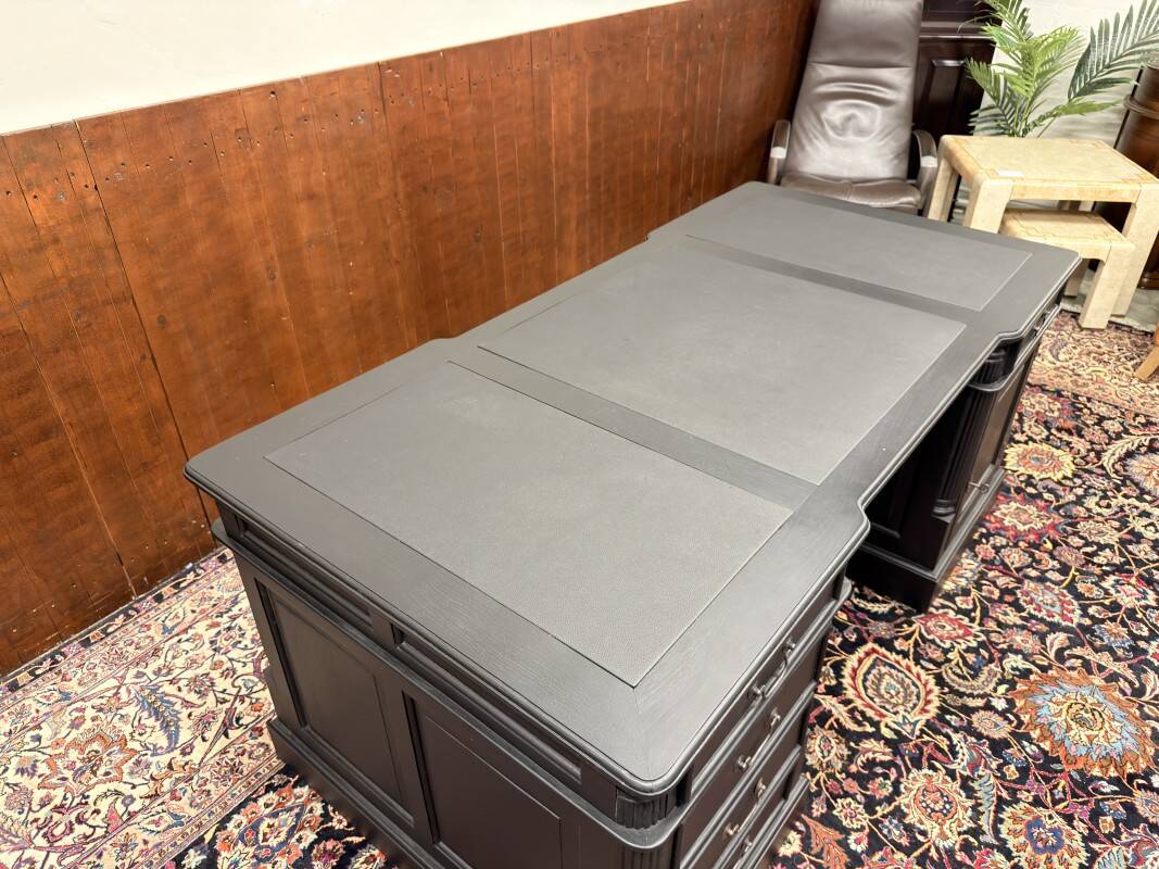 Classic English Black Chesterfield Desk