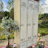 Industrial locker room