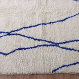 Handmade Moroccan wool rug, large size 250x150 cm, handcrafted.