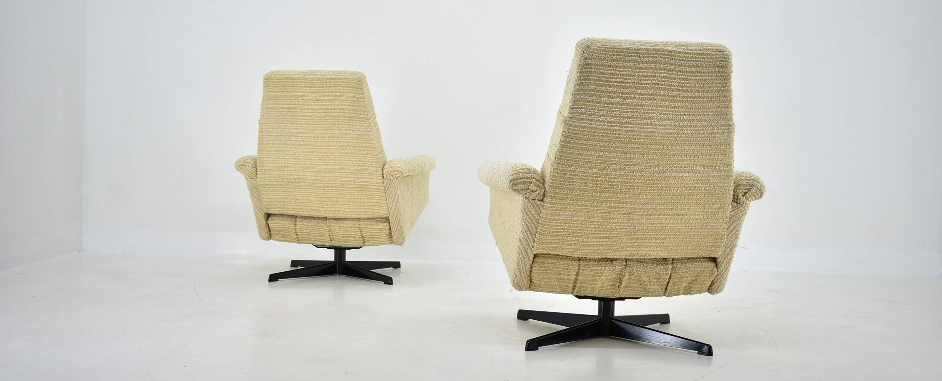 Pair of Armchairs, Tabouret by Morávek a Munzar, 1968s