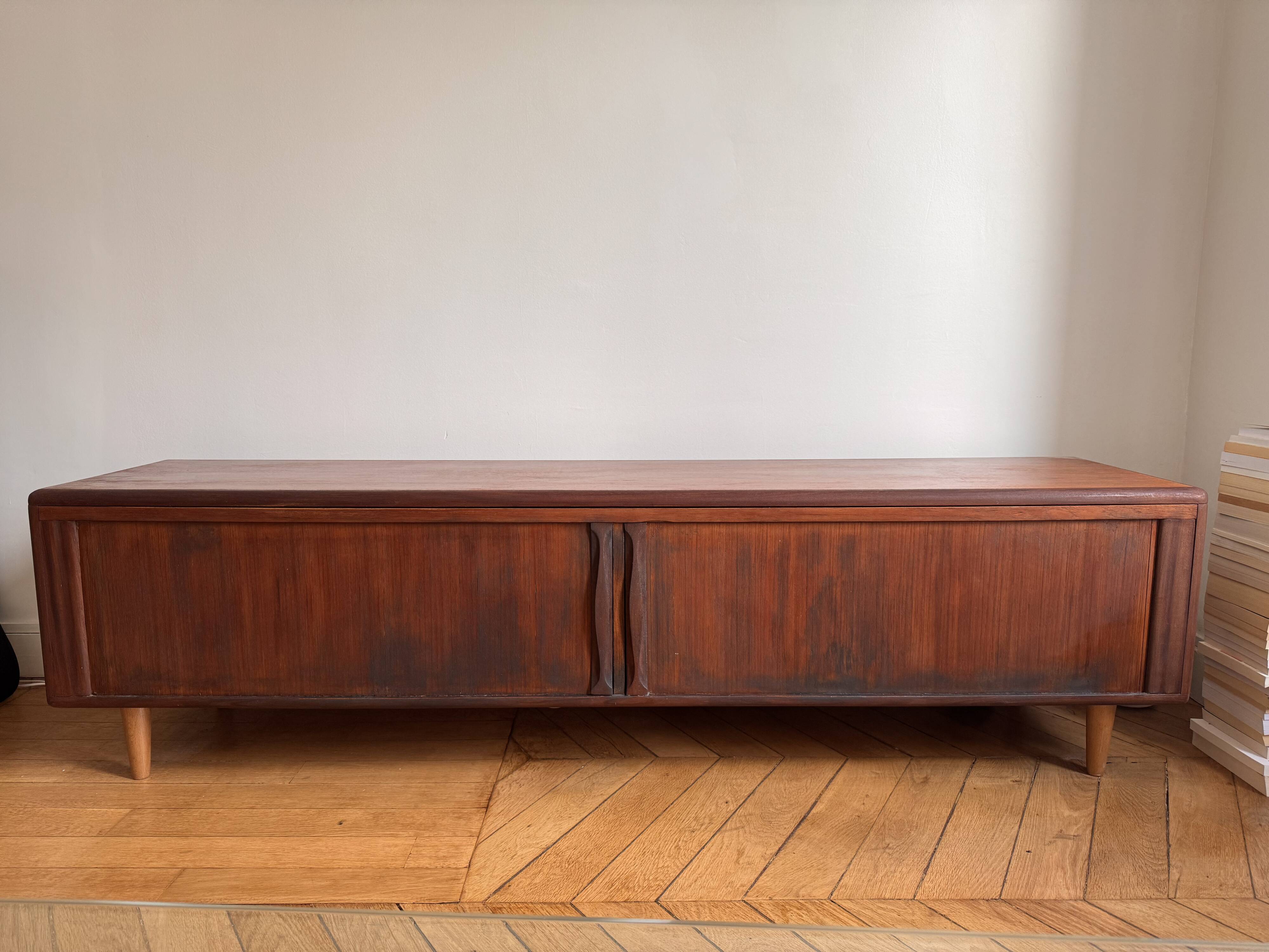 TV cabinet