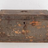 Coffre ancien à patine grise (c.1920) #72
