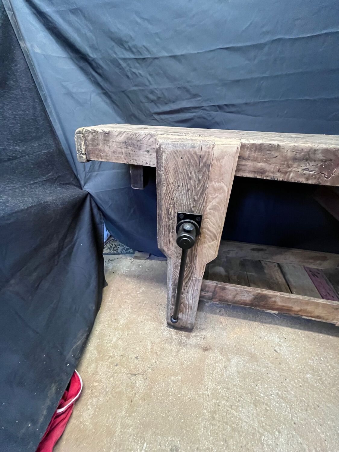 Woodworking bench