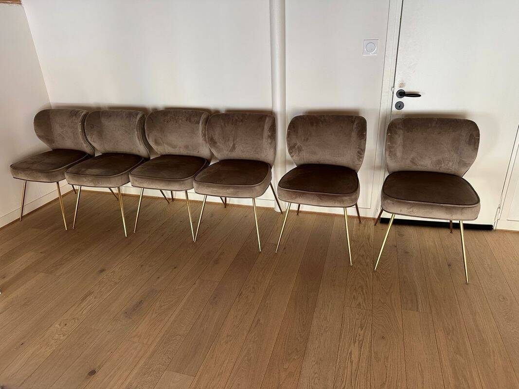 6 chairs nv gallery wayne velvet excellent condition, almost new