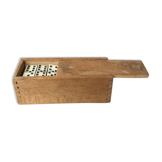 Ancient game of dominoes