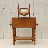 Former vintage bamboo doll hairdresser