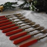 Dessert forks