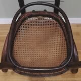 Fauteuil canné en bois courbé signé J.Kohn