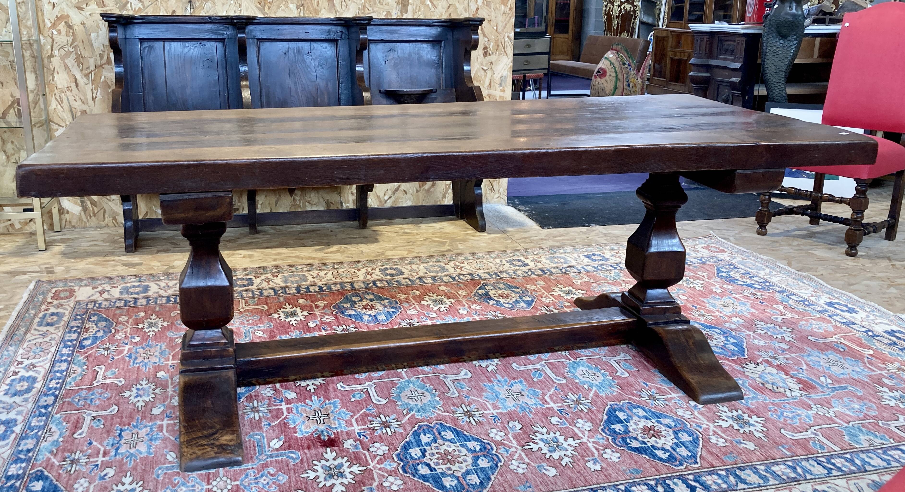 Grande table de monastère néogothique - ancienne - 2 m de long