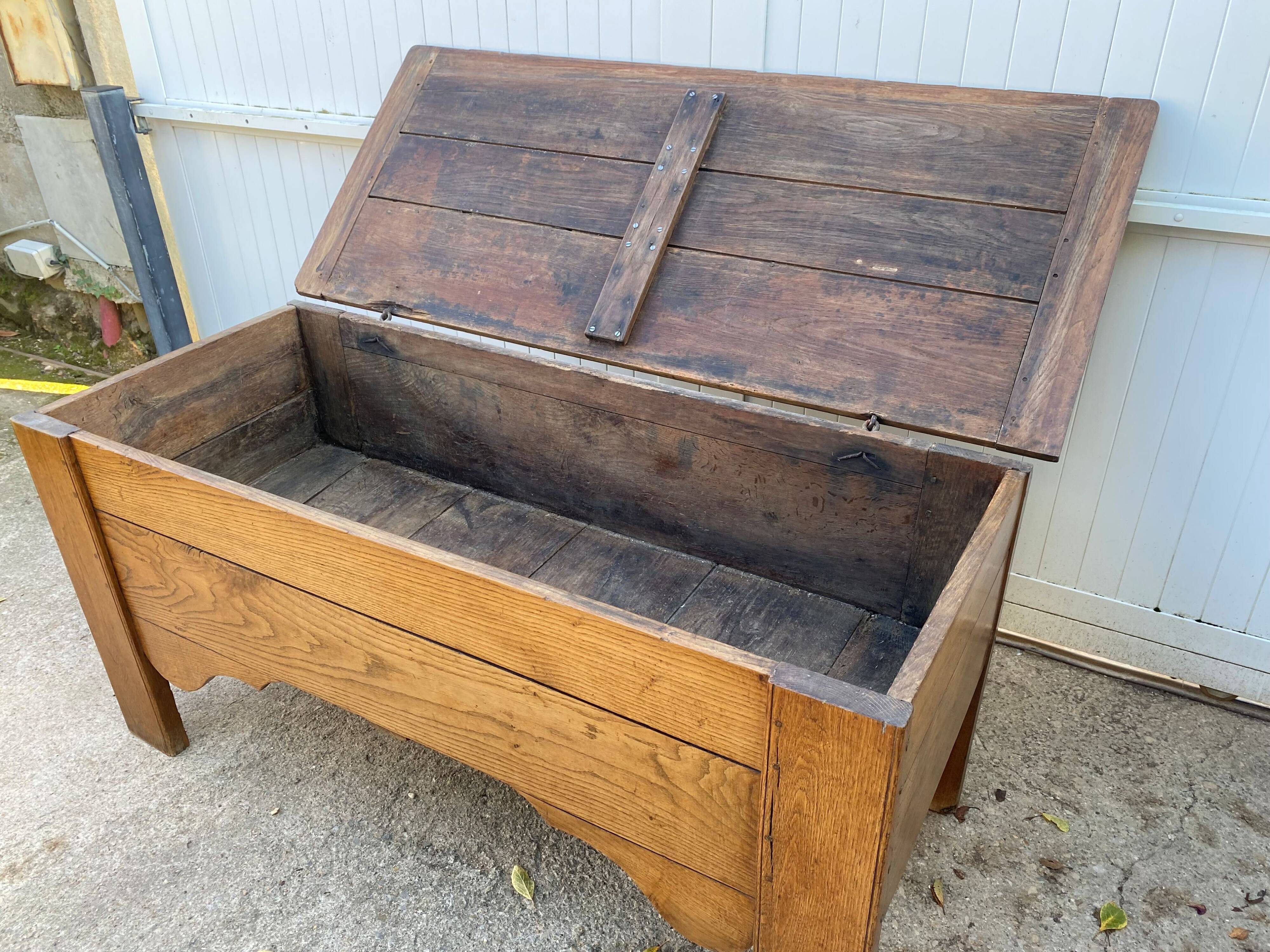 Antique 19th century solid oak hut