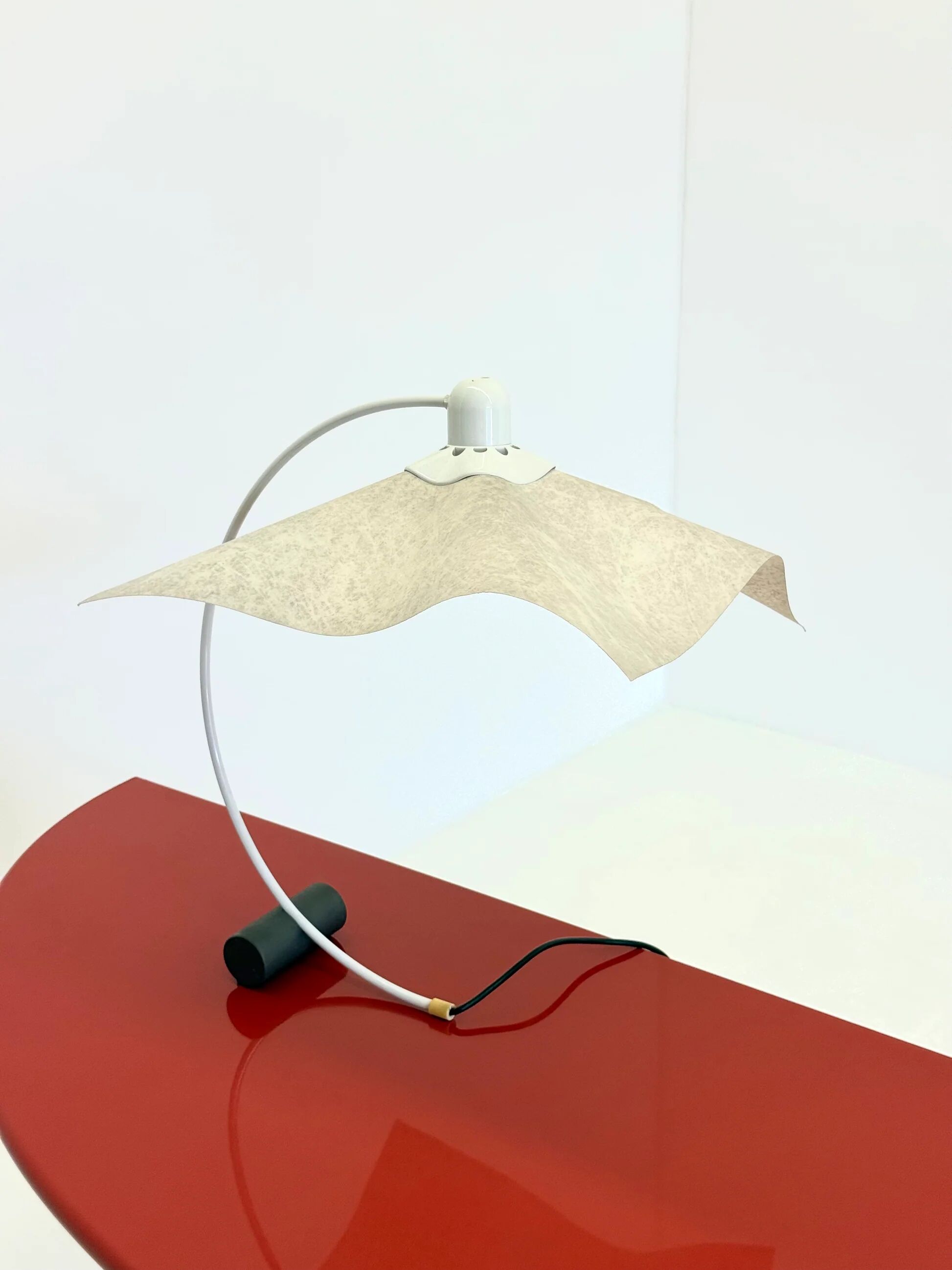 Area Curvea table lamp by Mario Bellini for Artemide