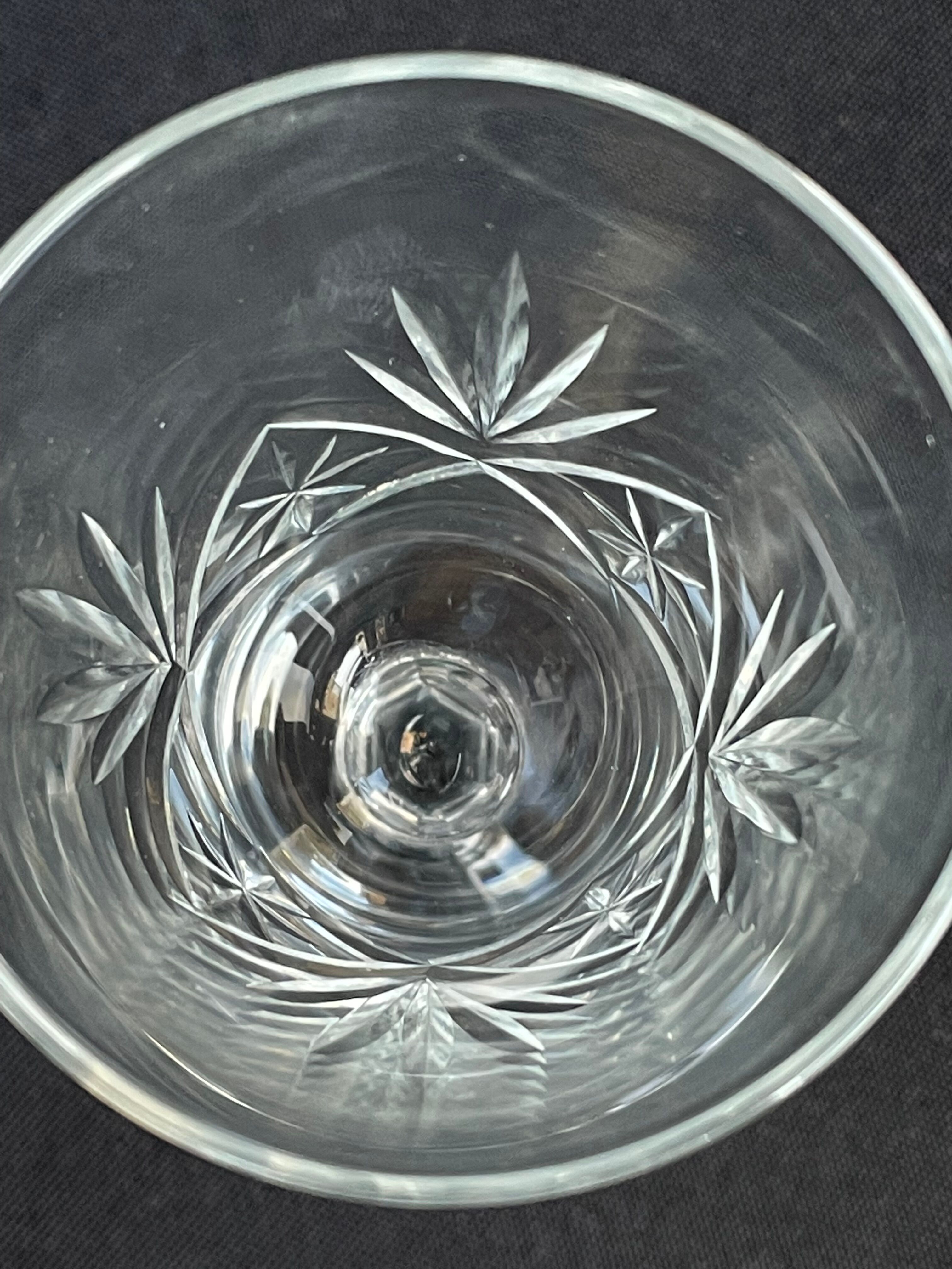 Liquor glasses (12) - art deco - cut and blown crystal