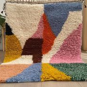 Tapis berbère d’atlas à motifs colorés 1,5/2,5 m