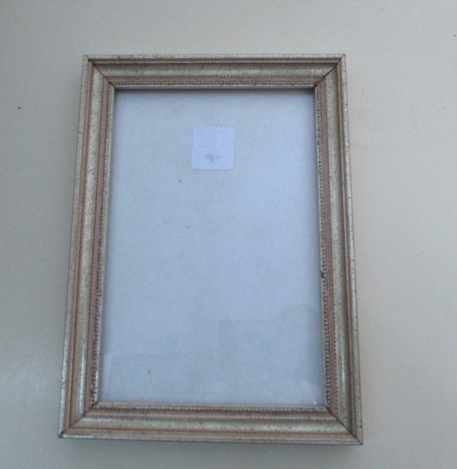 Silver wooden frame for 13.5 x 20 cm subject