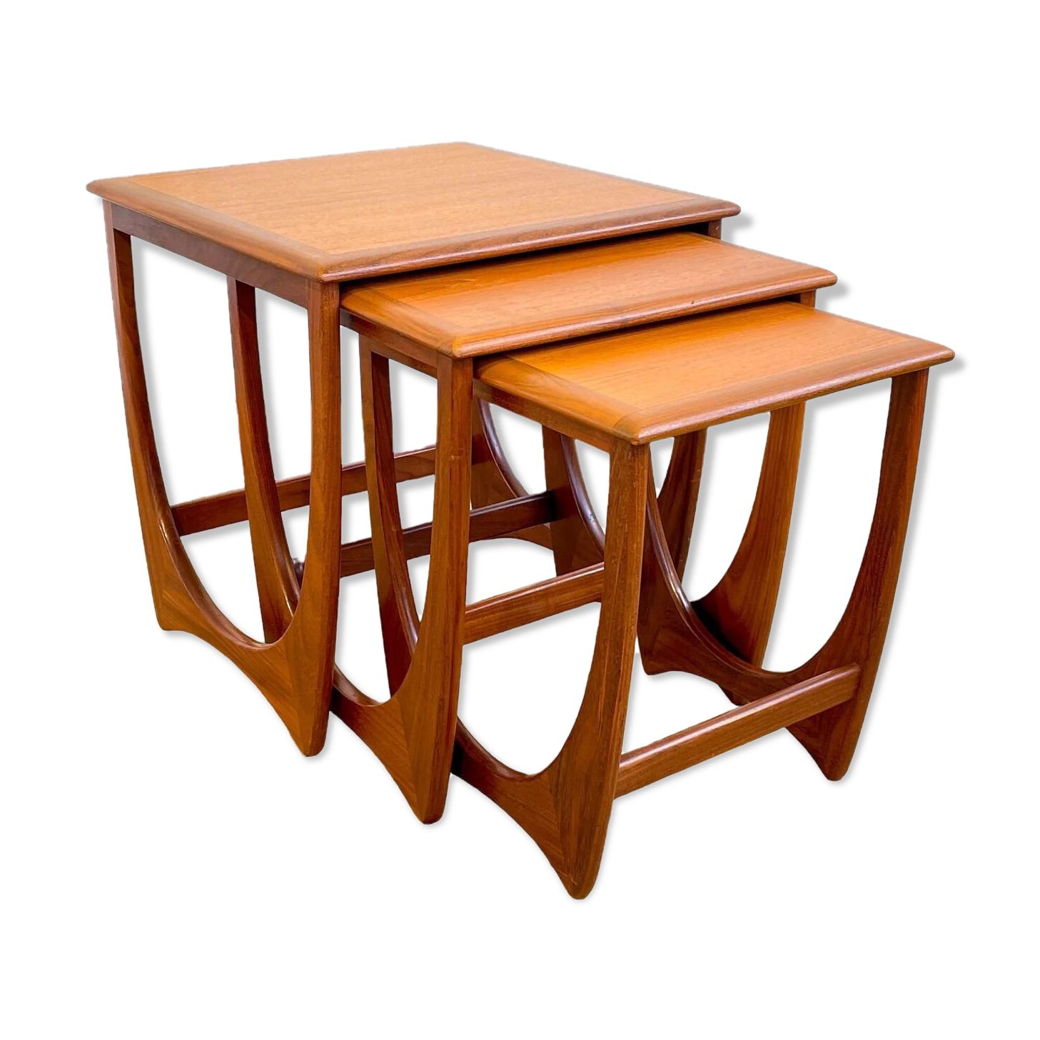 Teak trundle coffee table