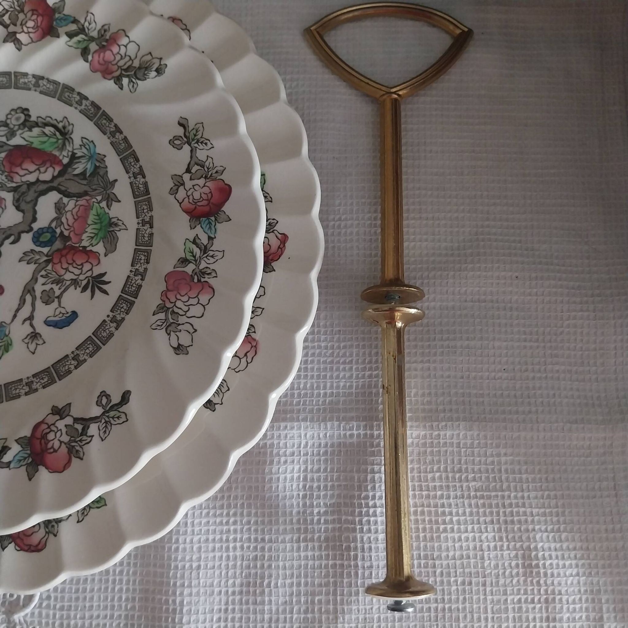 Ancien plats présentoir sur 2 niveaux made England Myott