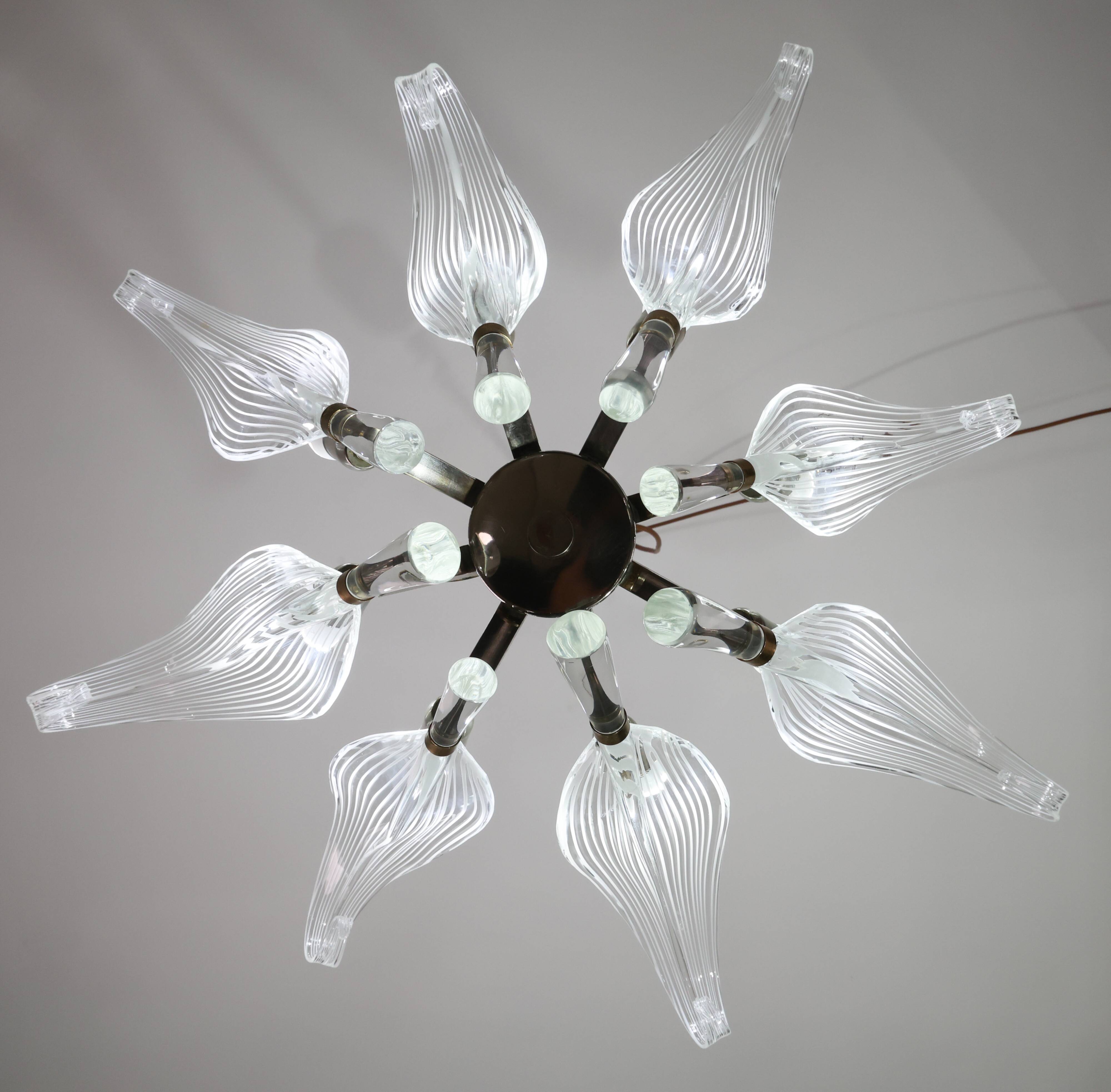 Extraordinary Large Transparent Murano Glass Leaves Chandelier by Franco Lu