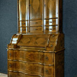 Italian cabinet Louis XV has crossbow façade in walnut and mark