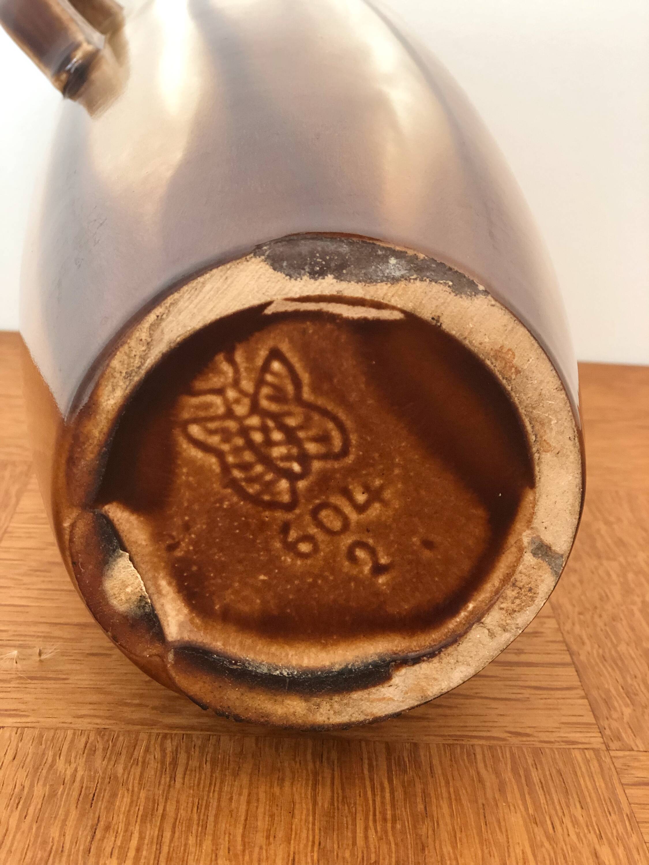 Art Deco slip vase, signed Louis Gueule