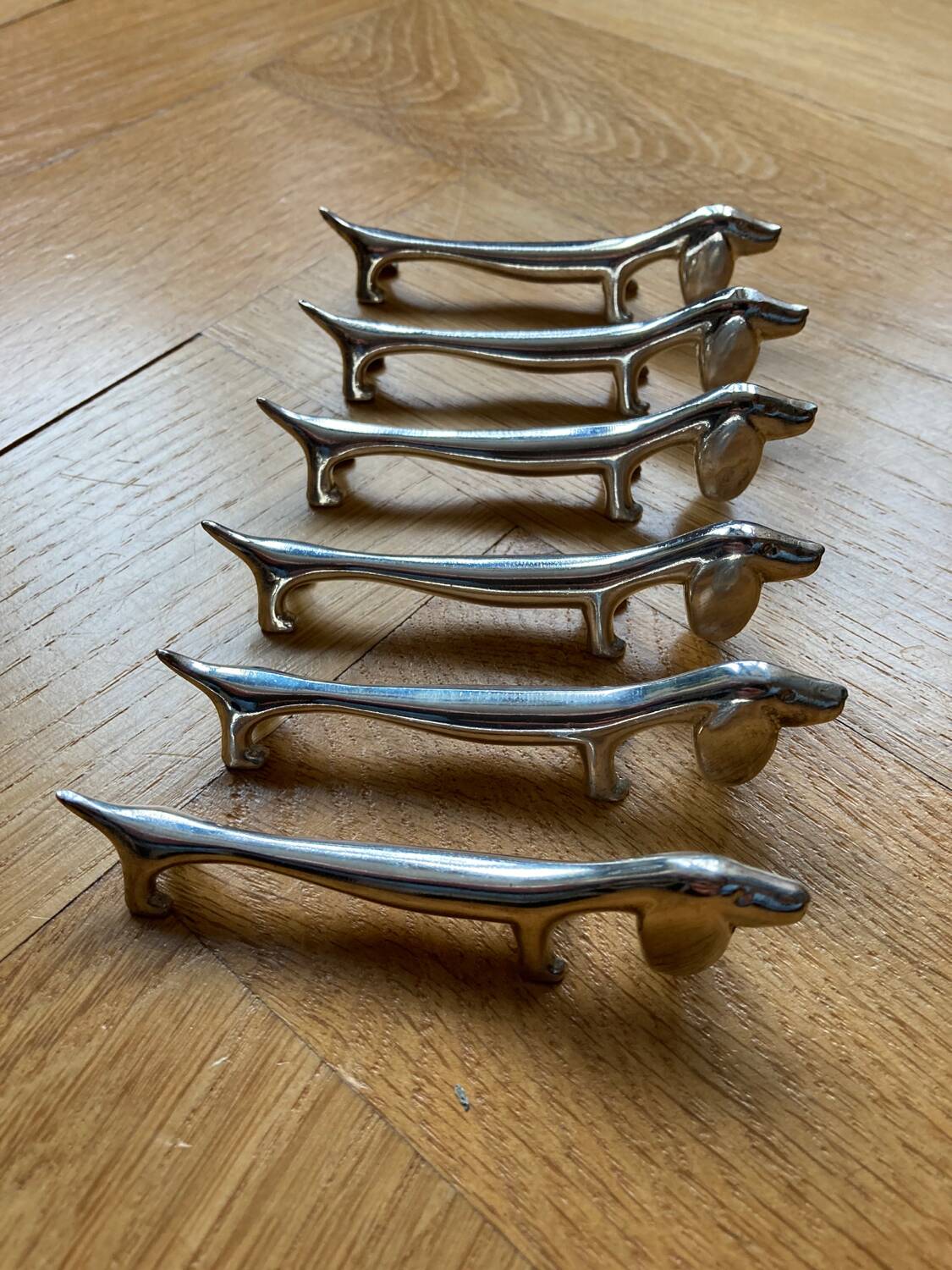 Silver metal dog knife holder
