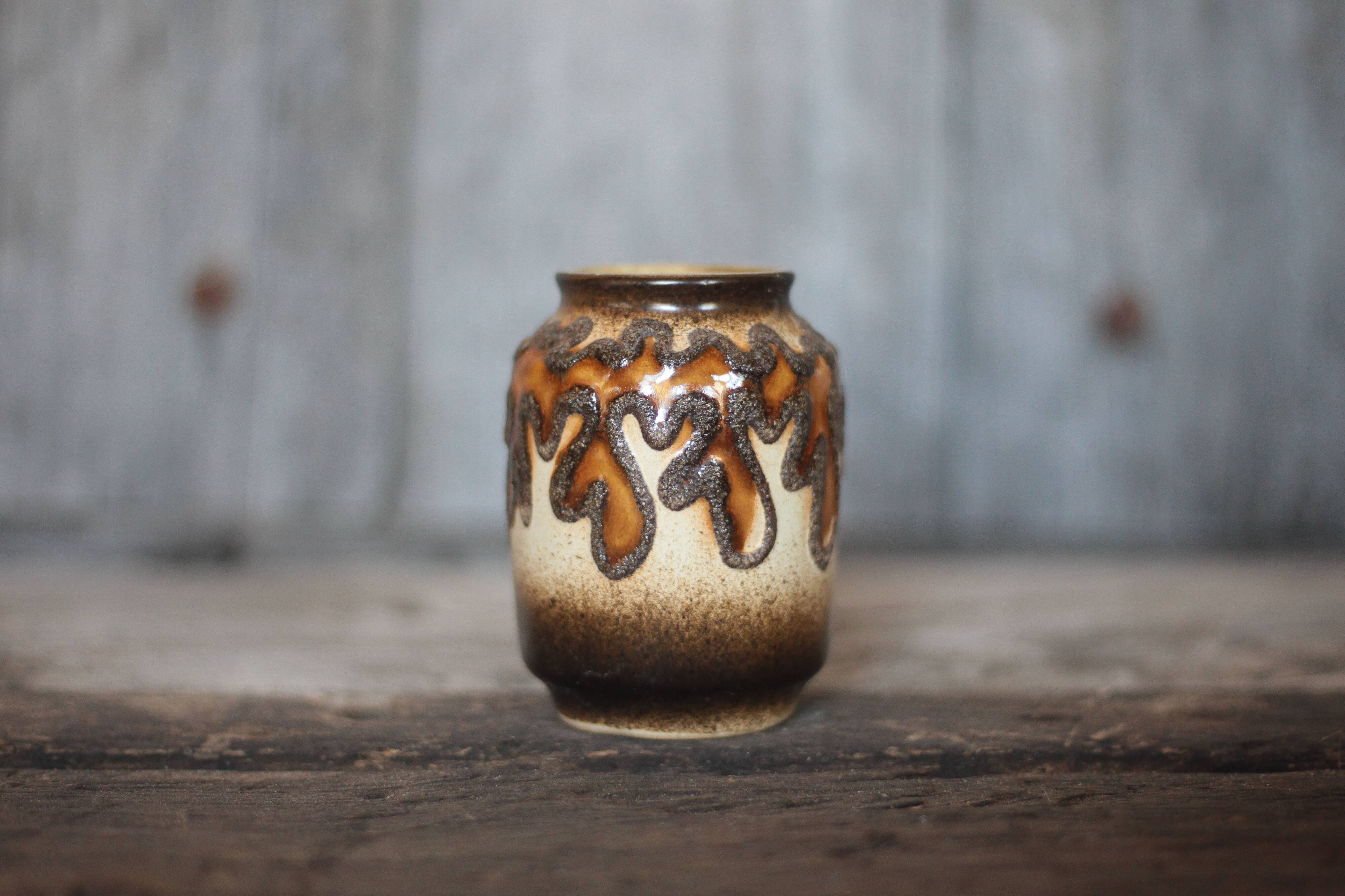 Ceramic vase VEB Haldensleben, West Germany, fat lava vase, 3054