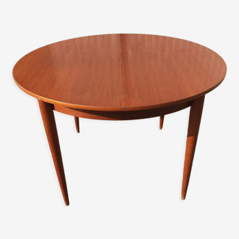 Table scandinave à rallonge intégrée