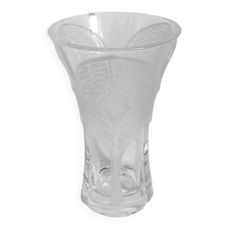 Cristal d'Arques vase with frosted glass butterfly relief Height 20 cm