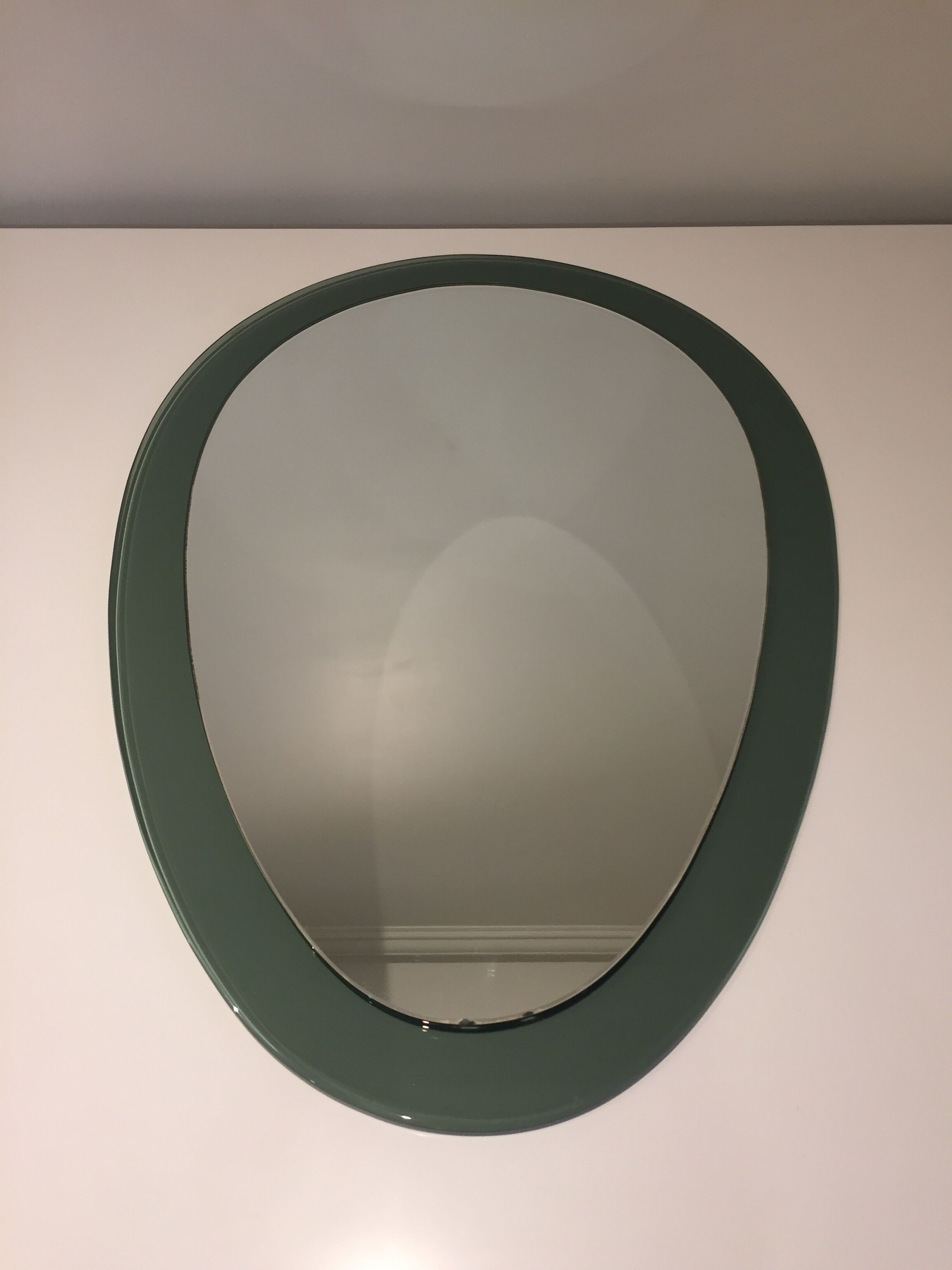 Double egg-shaped mirror, Italian design, 1960s / 1970s