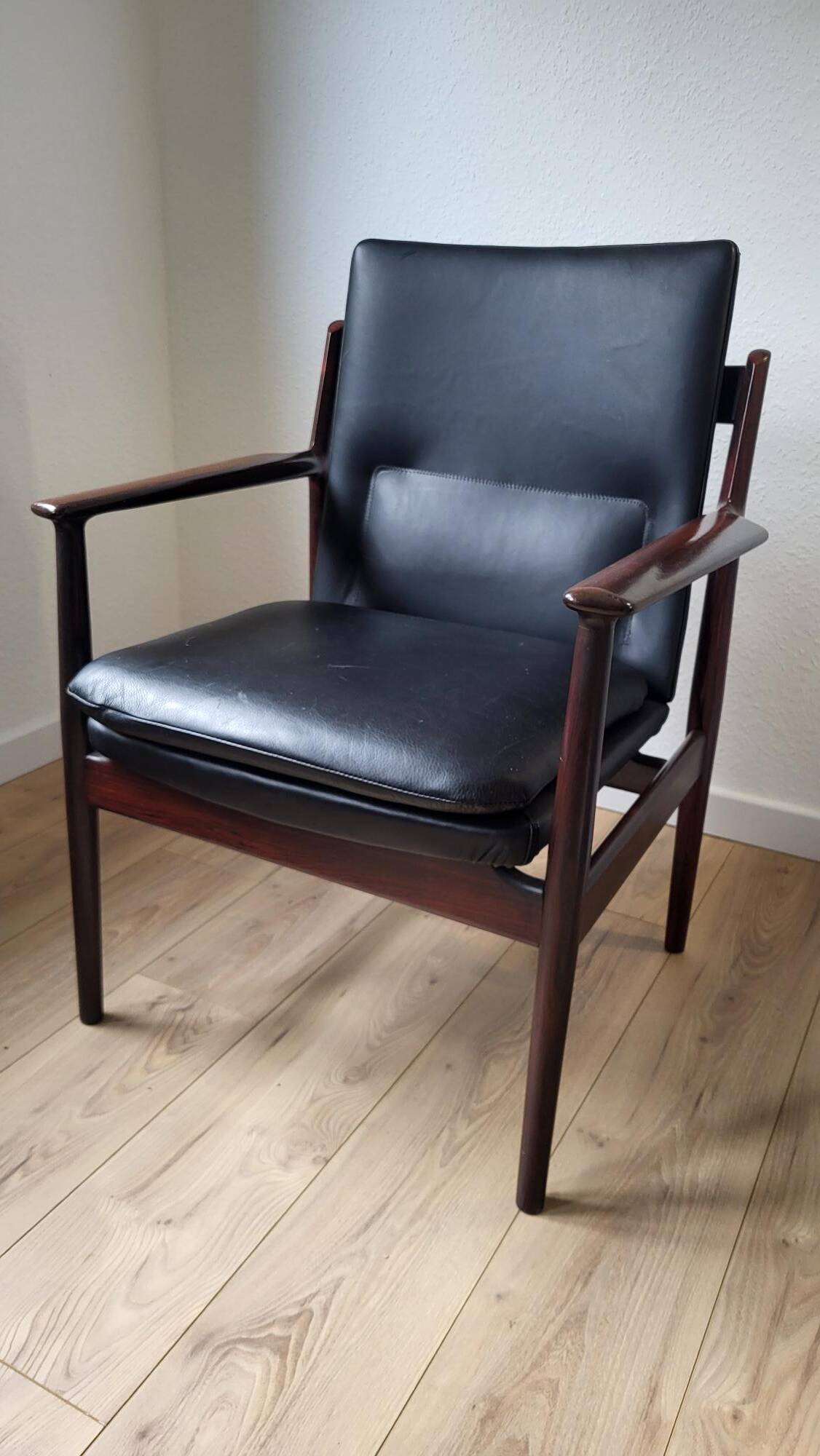 Set table, 5 chairs and 1 armchair - Denmark / Arne Vodder