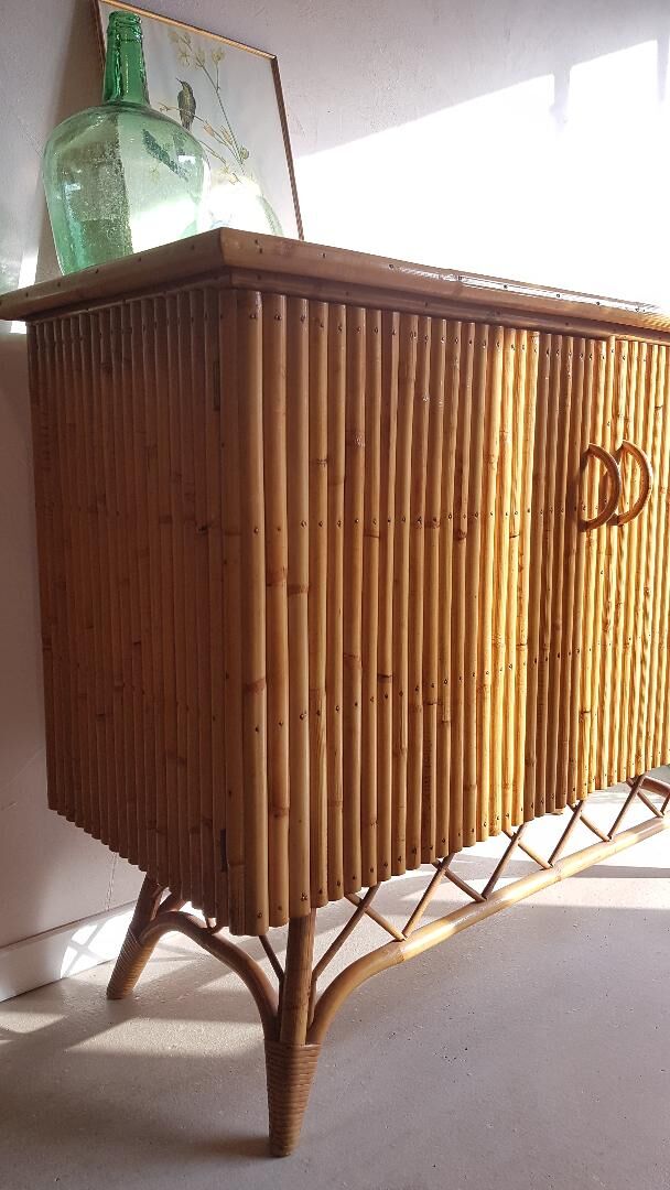 Rattan, wicker and bamboo vintage - bar furniture - feet compass buffet