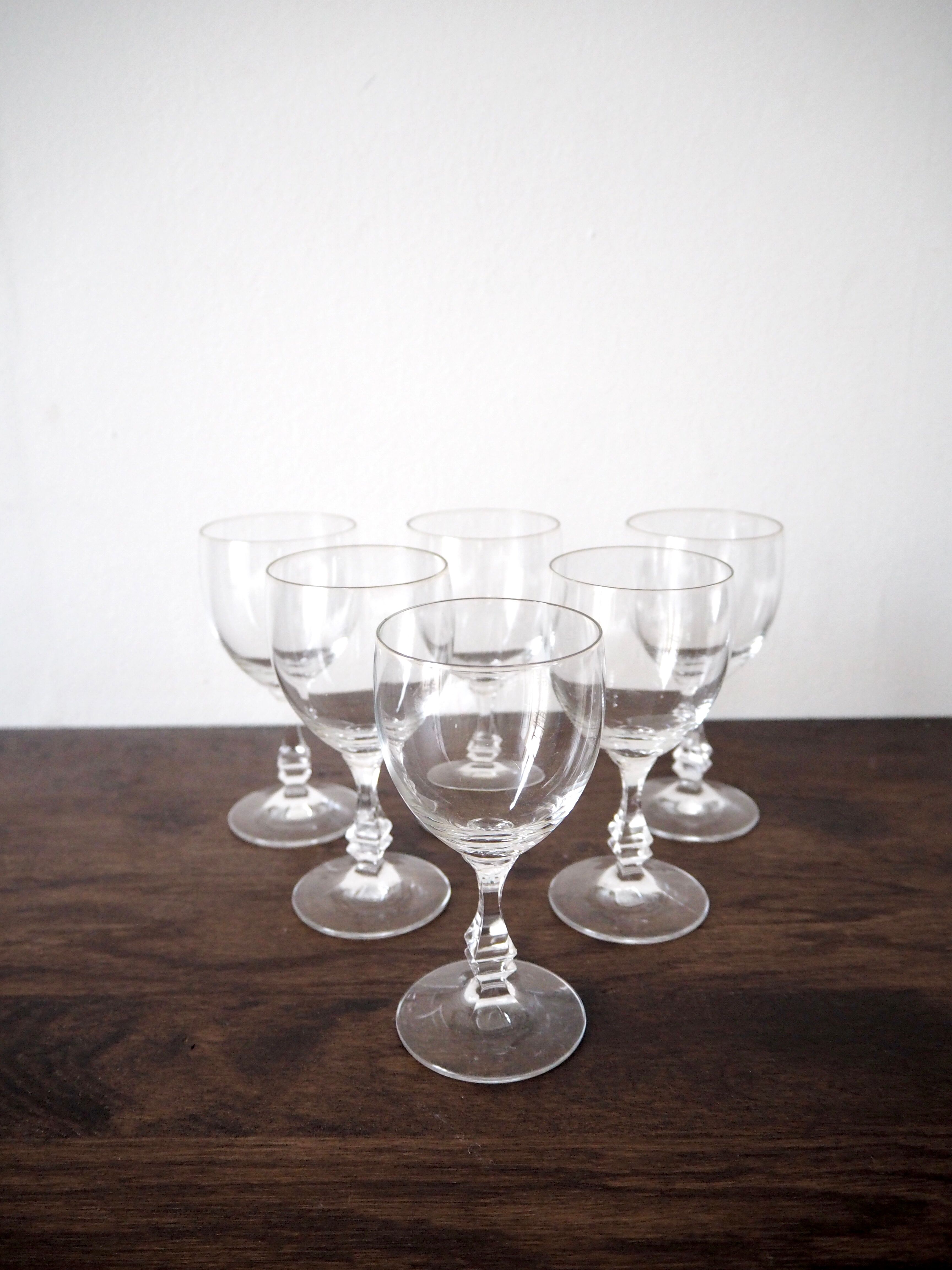 Set of 6 wine glasses