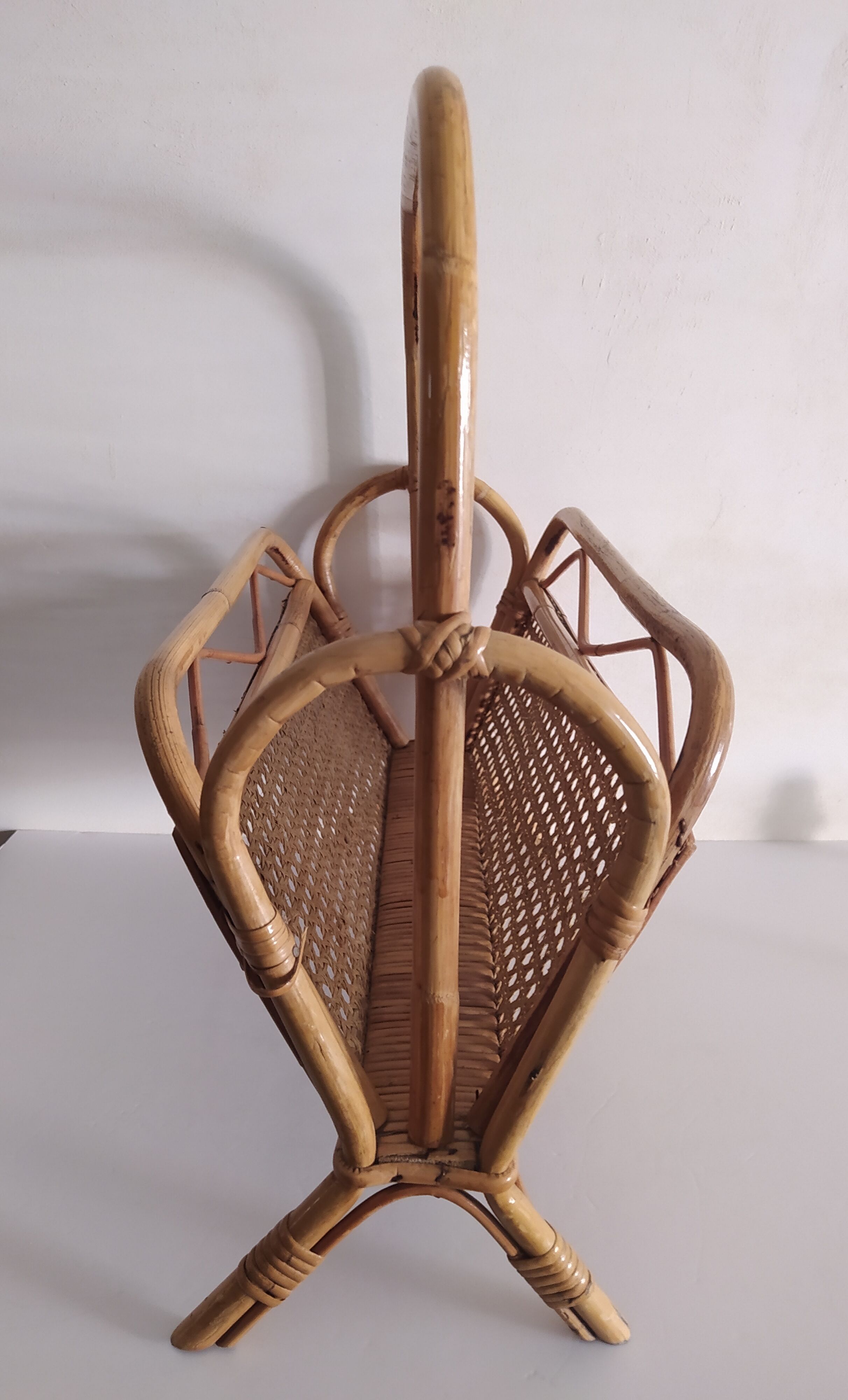 Vintage magazine holder