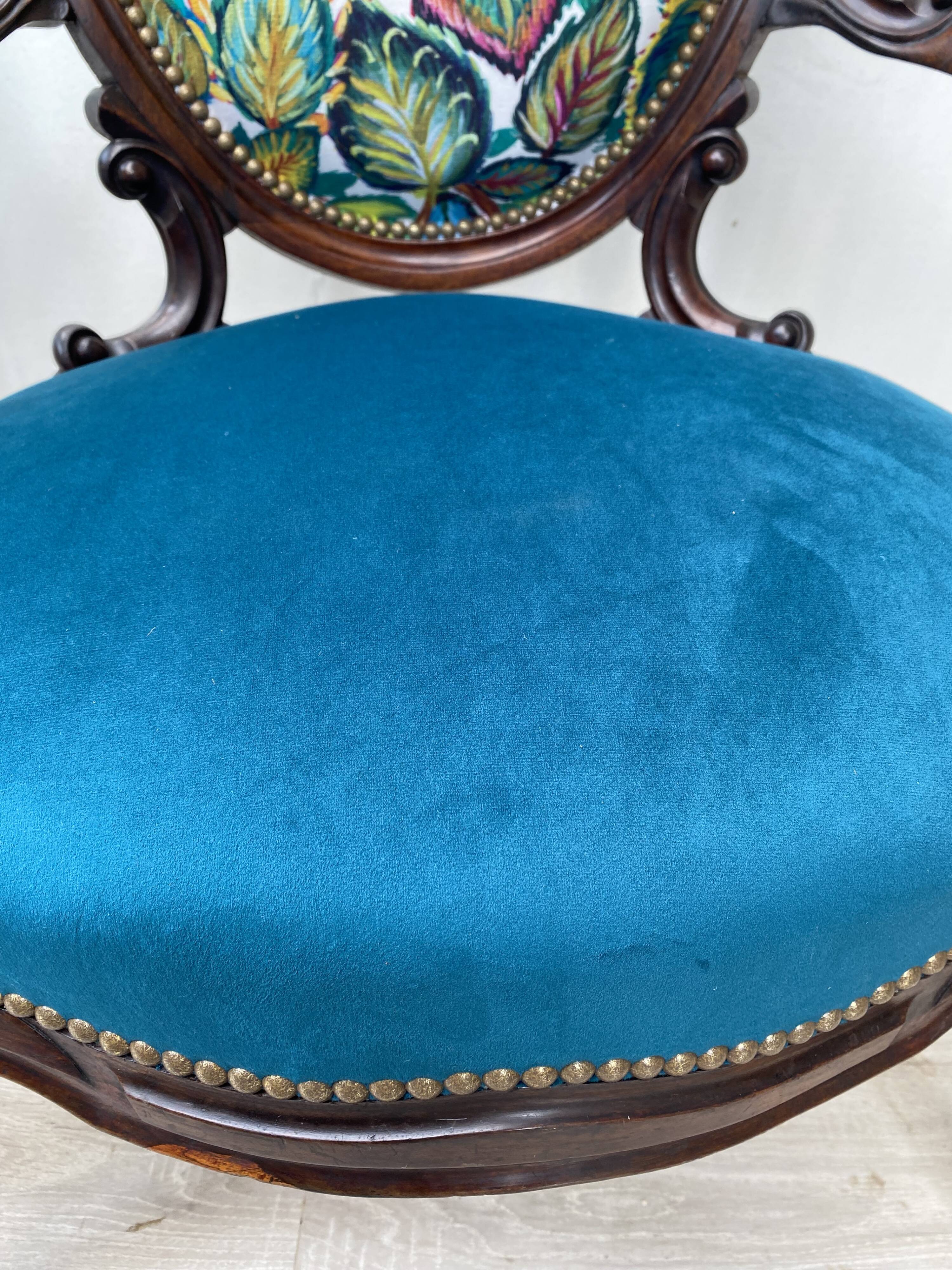 Paire de fauteuils cabriolet retapissés, années 30-40