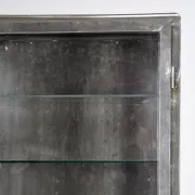 Cabinet de médecine en fer poli, années 1950
