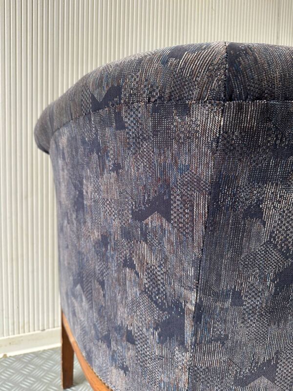 Paire de fauteuils tonneau vintage en velours bleu gris - année 50/60