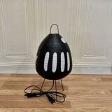 Lampe noire "Design papier et métal".